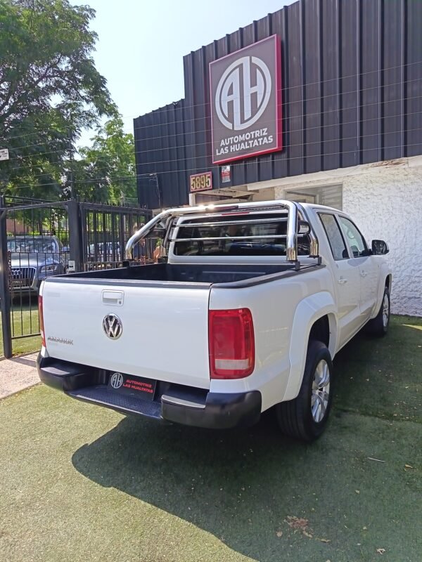 Volkswagen Amarok — foto 9 de 40