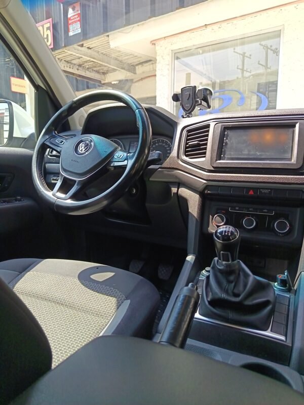 Volkswagen Amarok — foto 19 de 40